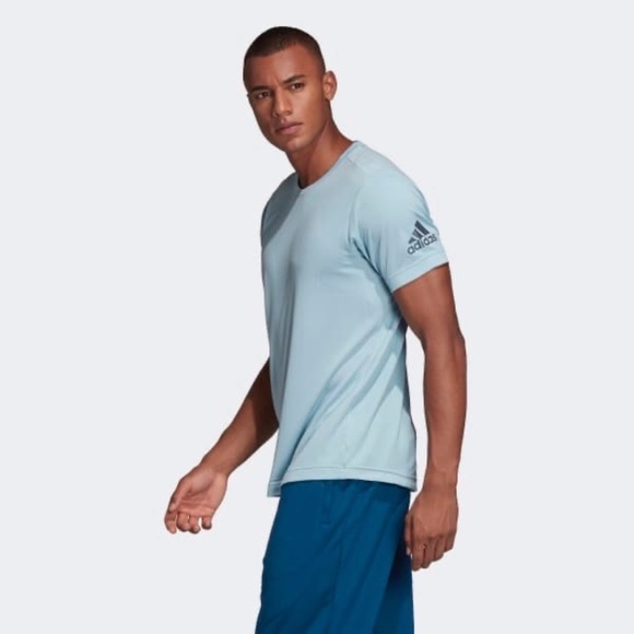 LAST ONE!! New Adidas Mens Freelift Climachill Tee Light Blue Size Medium - Picture 2 of 14